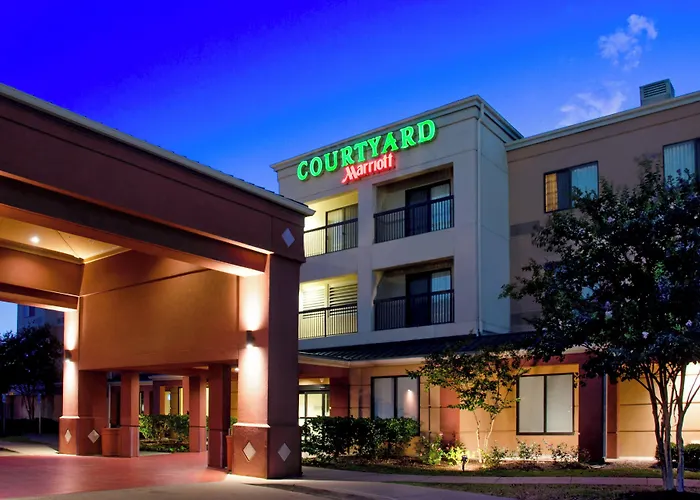 Courtyard By Marriott Bryan College Station